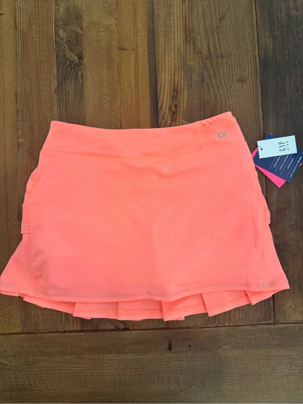 NEW WITH TAGS Gap Fit Girl Tennis Skirt size L (10 years)